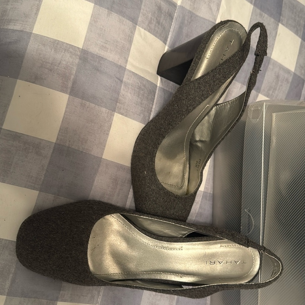 Women’s shoes